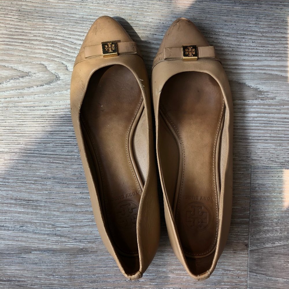 Tory Burch Leather Flat Point Toe
